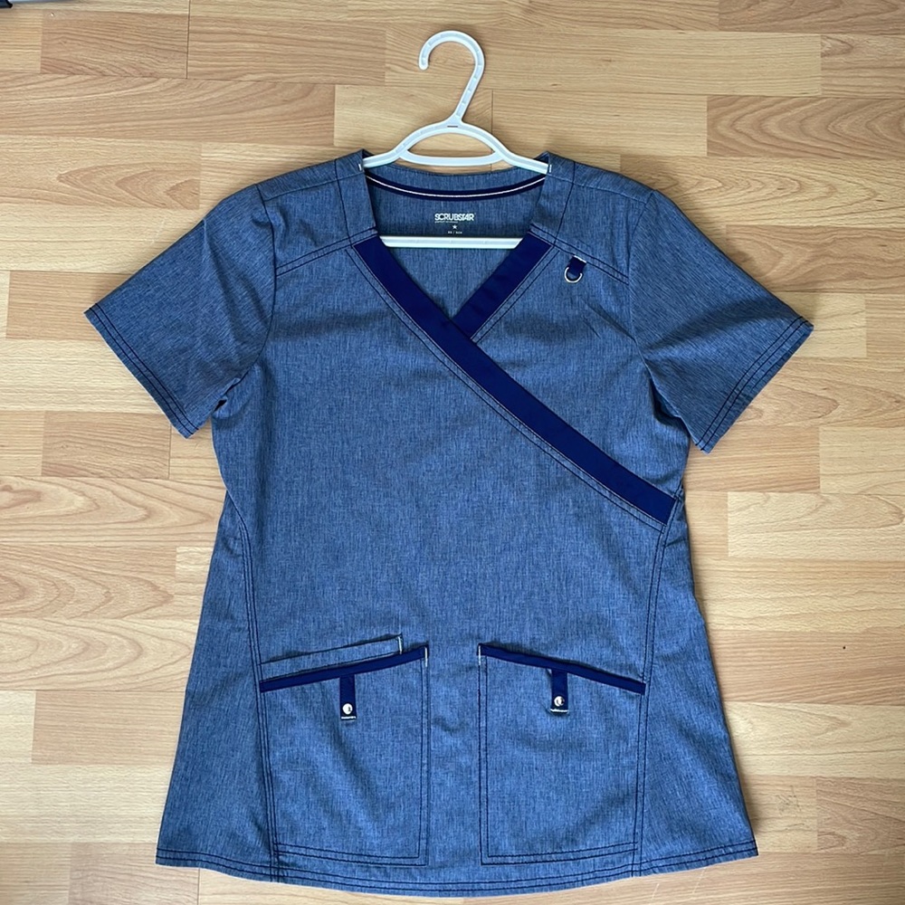 SCRUB TOP For Sale!